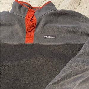 Columbia 1/4 Zip Pullover